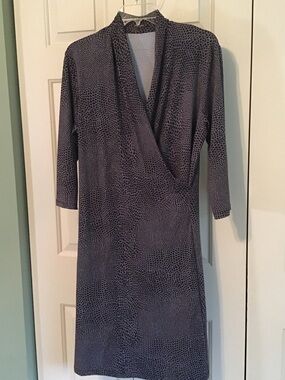 J. McLaughlin V-neck Long Sleeve Wrap Dress